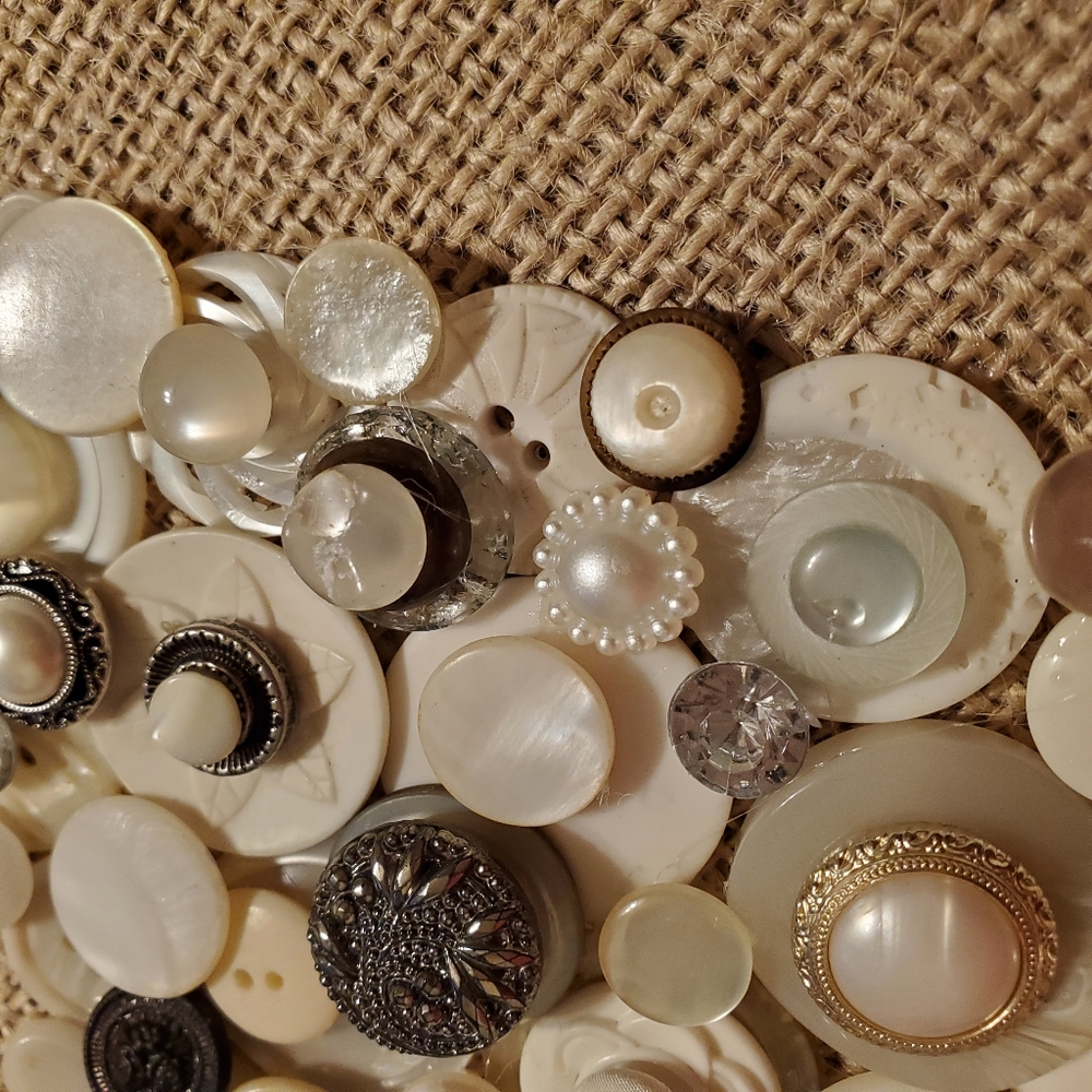 Vintage Button Art Shabby Chic Christmas Tree - Picture 8 of 8